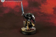 Emperors-champion-Warhammer-40k-miniature