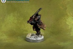Warhammer-40k-Ragnar-Blackmane-miniature-2